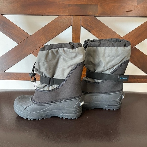 Columbia 200g Isolant snow boots in a size 5 - Picture 4 of 16
